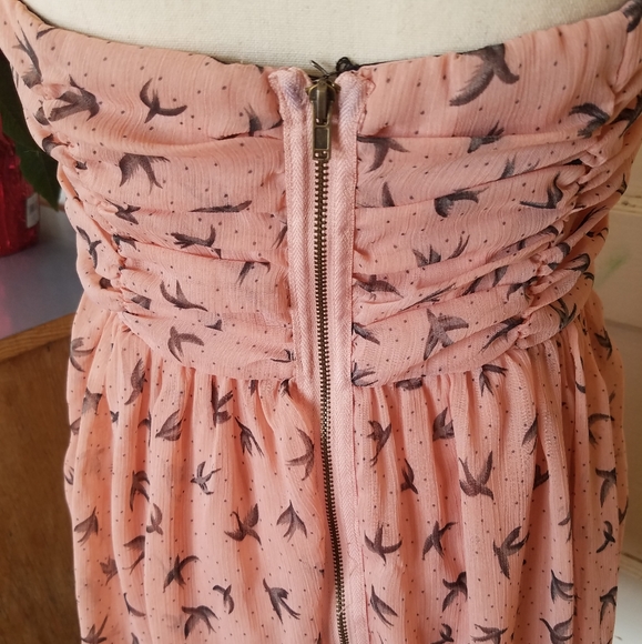 Forever 21 Boho Strapless Pink Bird Print Top - Picture 2 of 9
